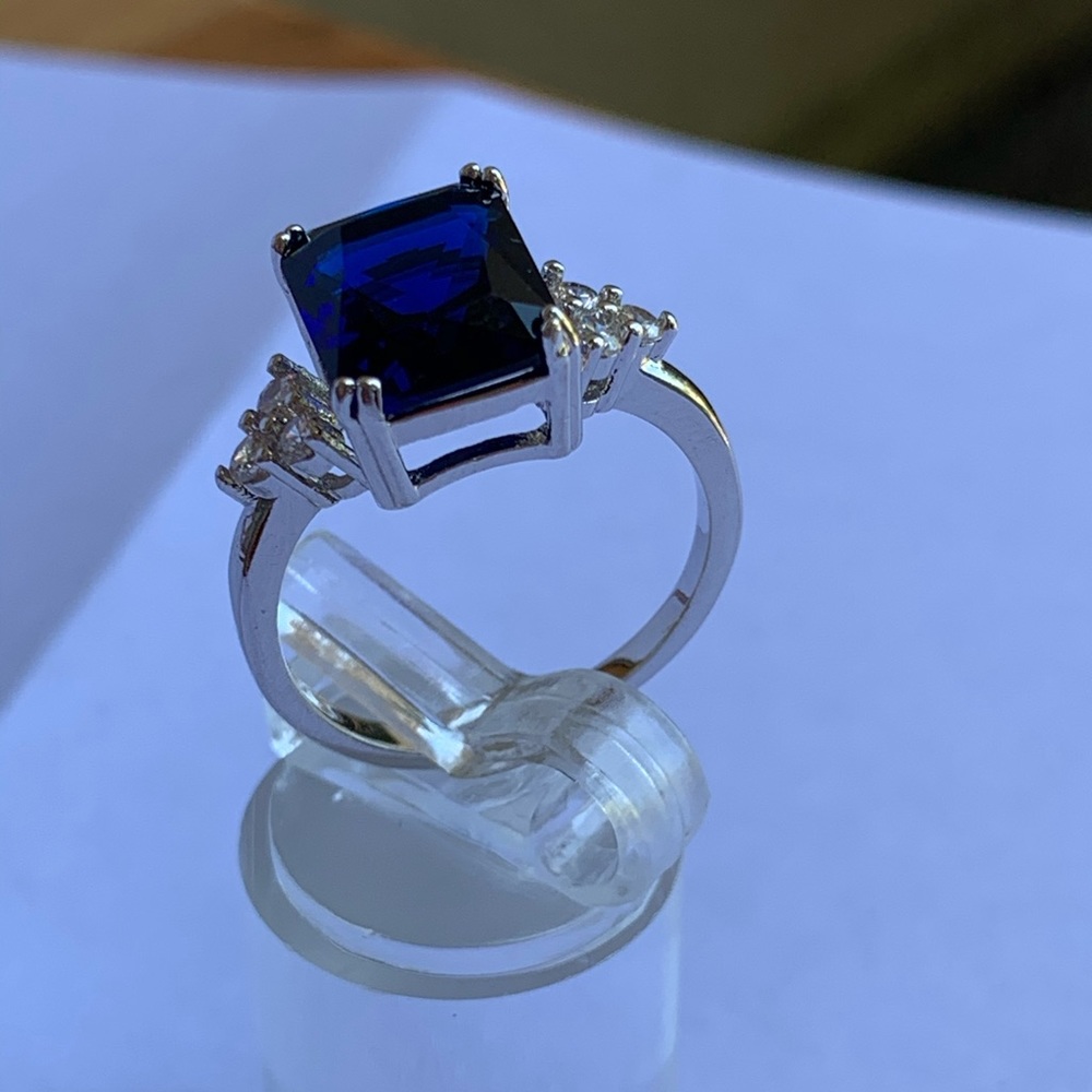 Gorgeous sterling silver S925 peridot ring - Picture 4 of 7